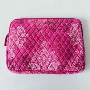 Vera Bradley Stamped Paisley Laptop Sleeve Tablet Case Pink and White